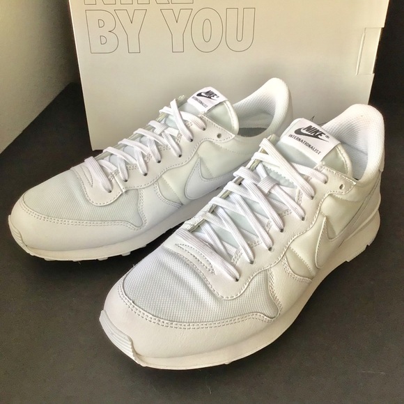 internationalist women